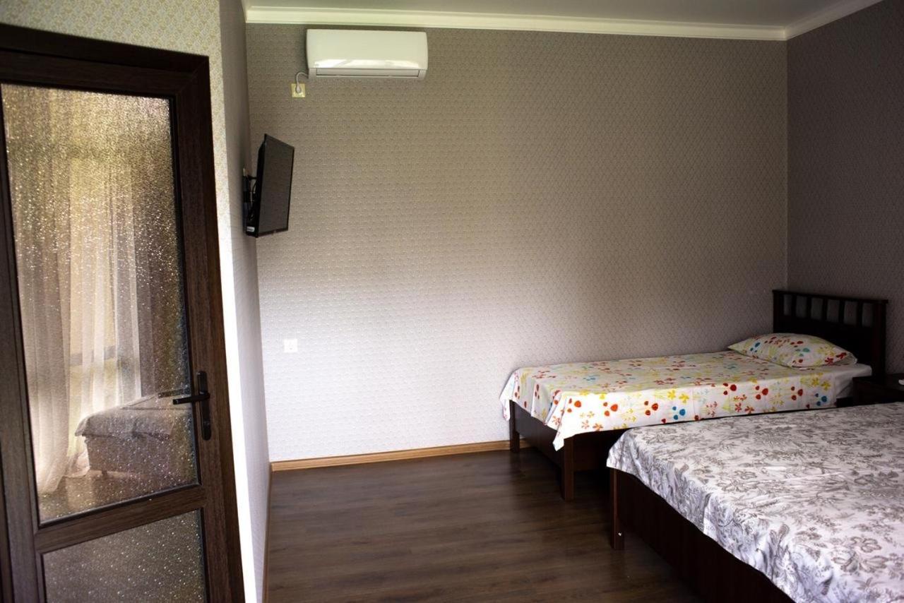 Emili Hotel Pițunda Exterior foto